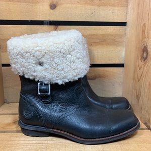 Ugg Bellevue Women’s Black Boots Size 9